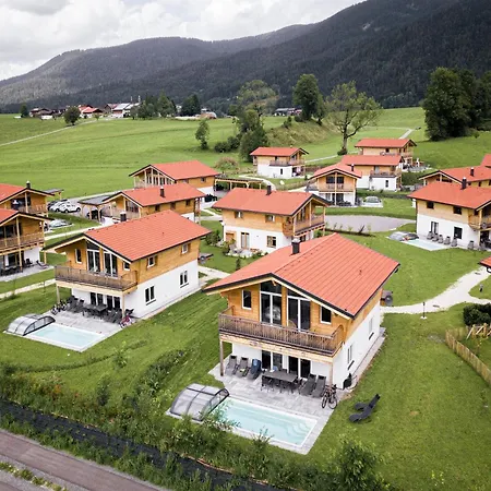 In With Pool & Alpine View * Inzell